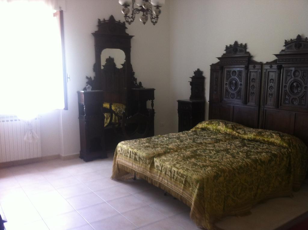 Emmevvi Acomodação com café da manhã Tropea Quarto foto